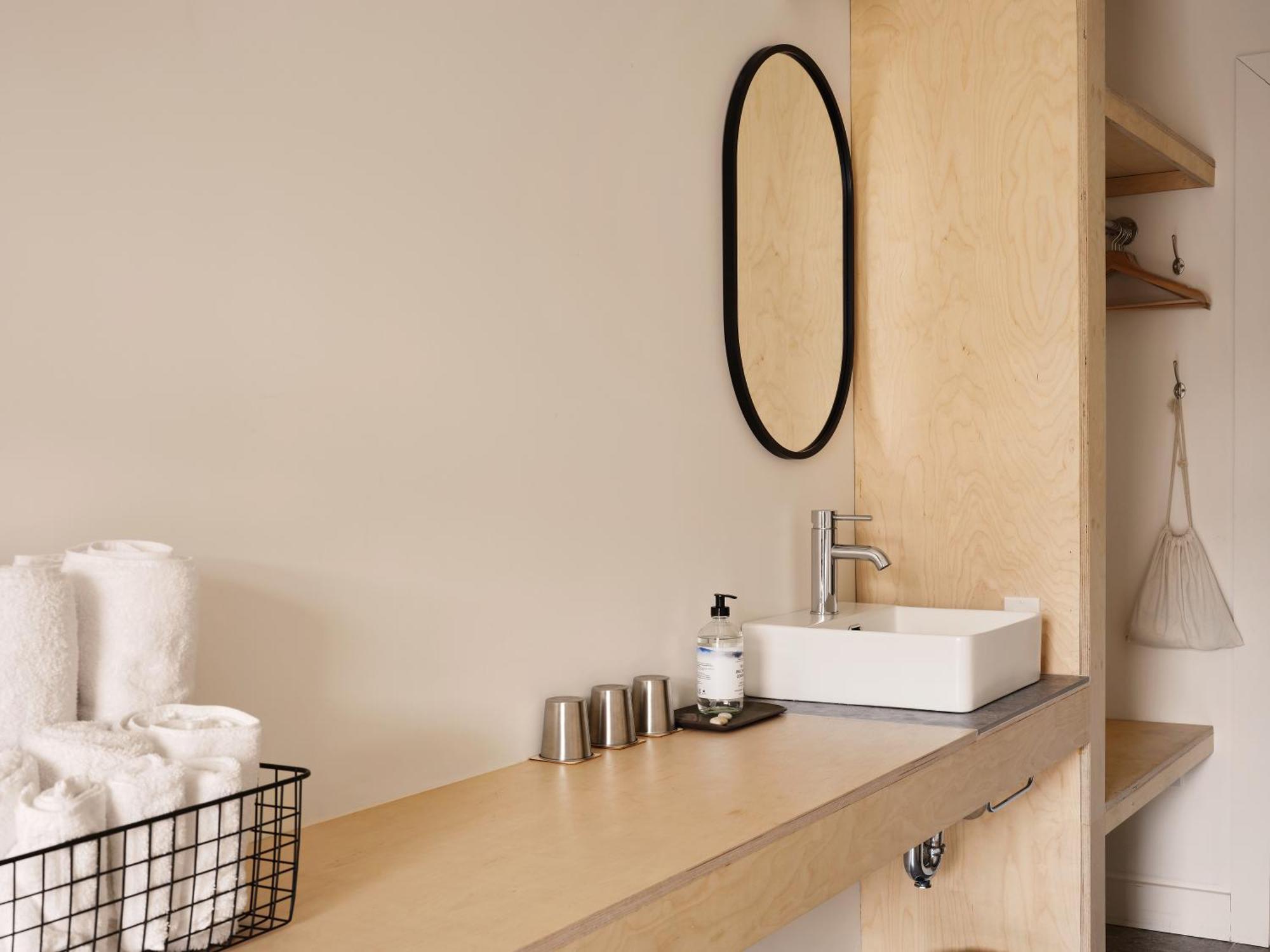 Petit Hotel De La Montagne Havre-Aubert Экстерьер фото